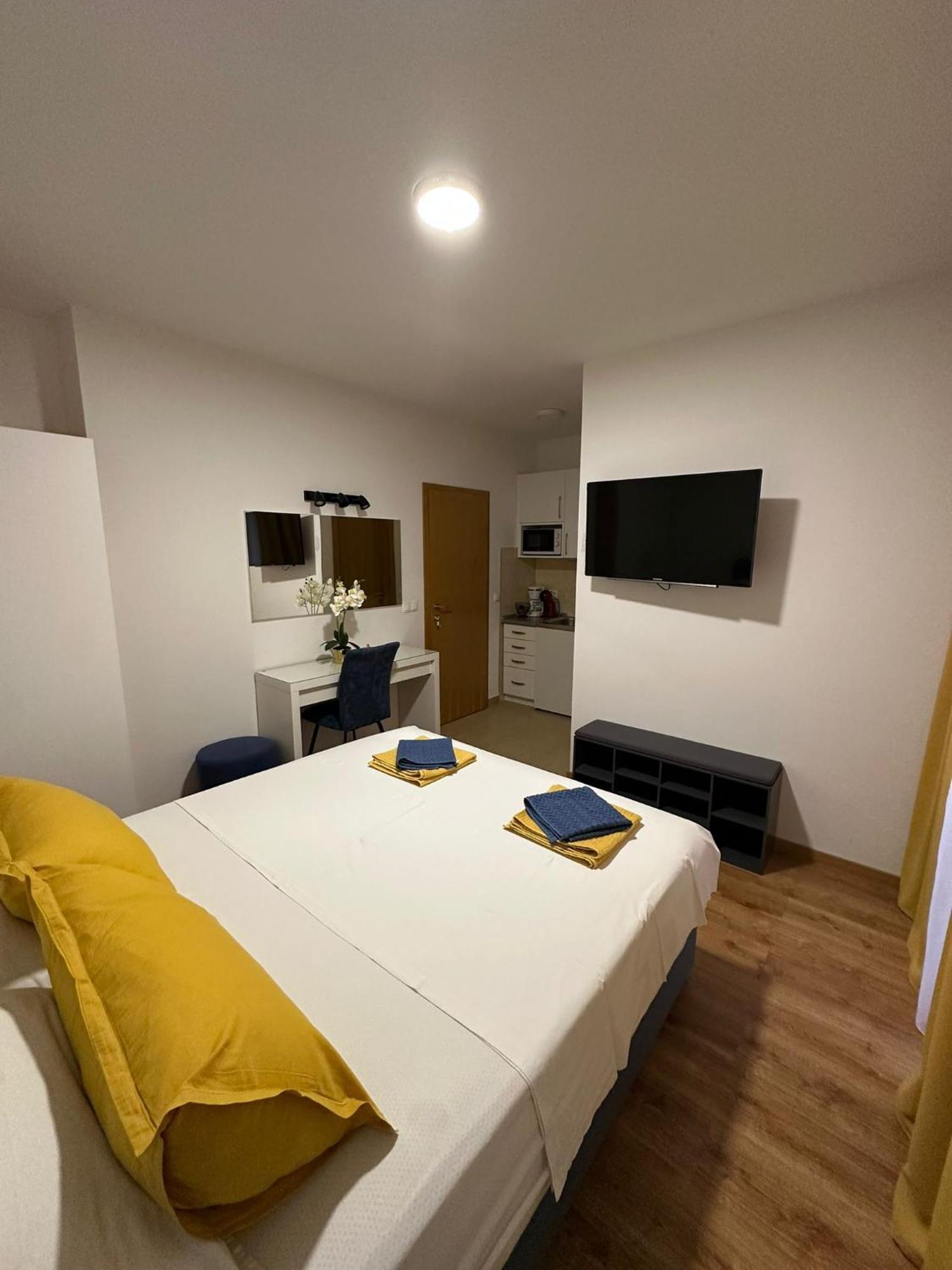 ברלה Apartmani Vice חדר תמונה